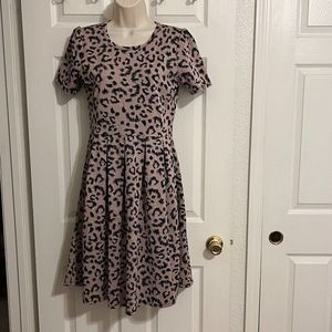 LulaRoe Amelia Pink Blush Jacquard Cheetah Print Size M